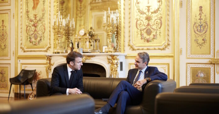 mitsotakis macron eurokinissi 1200x630.jpg