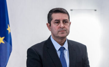 mylwnakis 1200x630.jpg