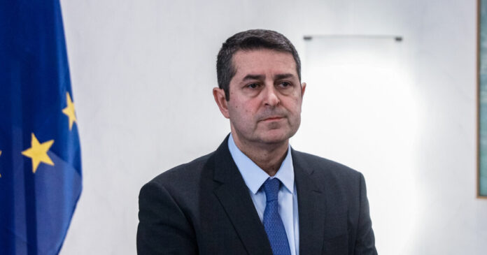 mylwnakis 1200x630.jpg