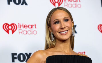 nikki glaser 1200x630.jpg