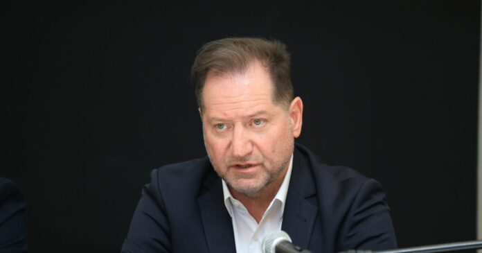 ntavelis 1200x630.jpg