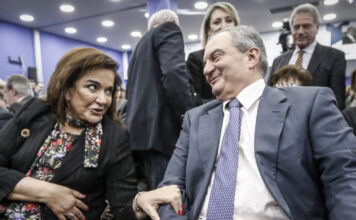 ntora mpakogianni kostas karamanlis 1200x630.jpg