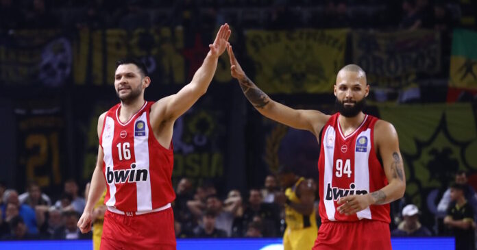 papanikolaoy foyrnie eurokinissi 1200x630.jpg