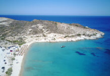 Conde Nast Traveller: Τα Πράσσα Κιμώλου στις παραλίες που προτείνει prassa kimolou 1200x630.jpg