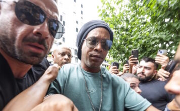 ronaldinho ape 1200x630.jpg