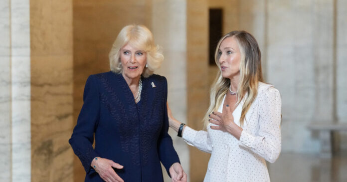 sara jessica parker camilla 4 r 1200x630.jpg