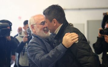 savvidis lucescu 1200x630.jpg