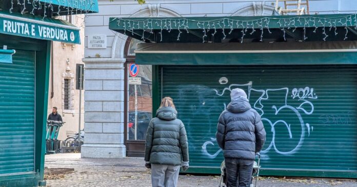 stroller 1200x630.jpg