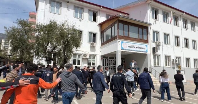 tourkia sxoleio 1 1200x630.jpg