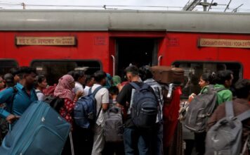 treno iran reuters 1 1200x630.jpg