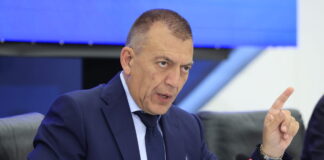 vroutsis 1200x630.jpg