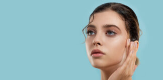 wet lashes 1024x555.jpg