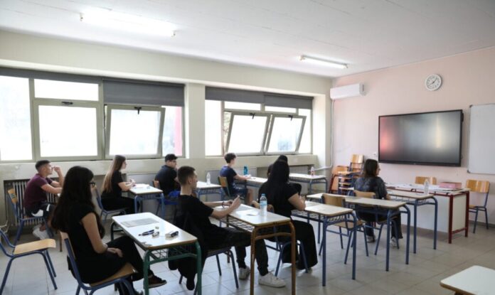 Αντίστροφη μέτρηση για μαθητές Πότε κλείνουν τα σχολεία και πότε.jpg