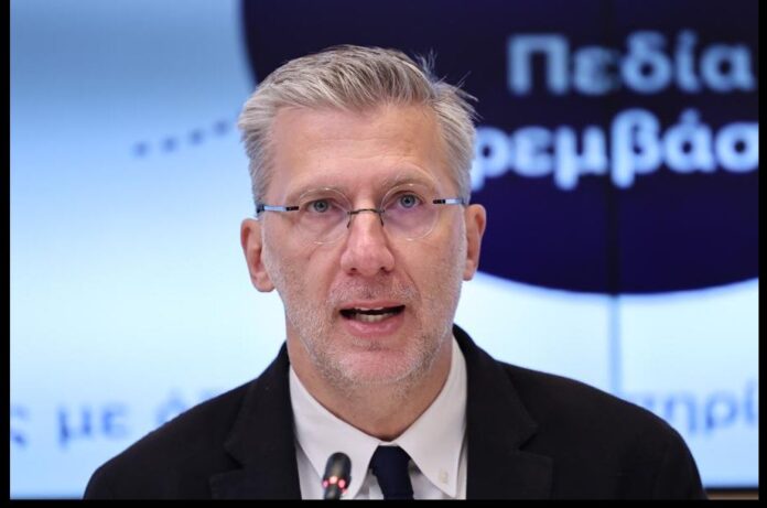 Akis Skertzos 1.jpg