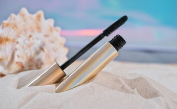 adiavroxi mascara 1024x683.jpg