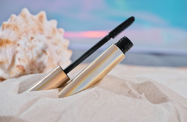 adiavroxi mascara 1024x683.jpg