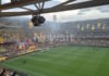 Πανικός στην Allwyn Arena για τη πρωταθλήτρια ΑΕΚ – Πάνω από 15.000 φίλοι της Ένωσης τραγουδούν στην προπόνηση ενόψει της φιέστας aek newsit 2 1200x630.jpg