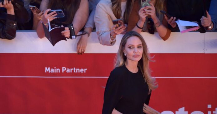 angelina jolie 1200x630.jpg