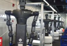 bc1abe48 robot school china og.jpg
