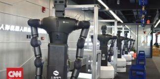 bc1abe48 robot school china og.jpg