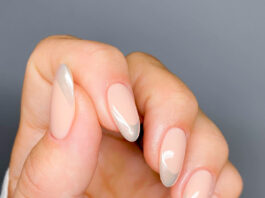 chrome manicures 1024x1024.jpg