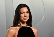 Η Dua Lipa έκανε αγωγή 15 εκατ. δολαρίων στη Samsung επειδή χρησιμοποίησε χωρίς άδεια το πρόσωπό της dua lipa ap26075338227666 1 1200x630.jpg