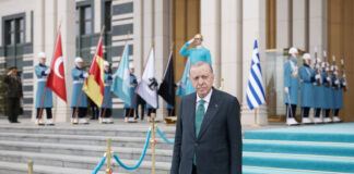 erdogan tourkia 1200x630.jpg