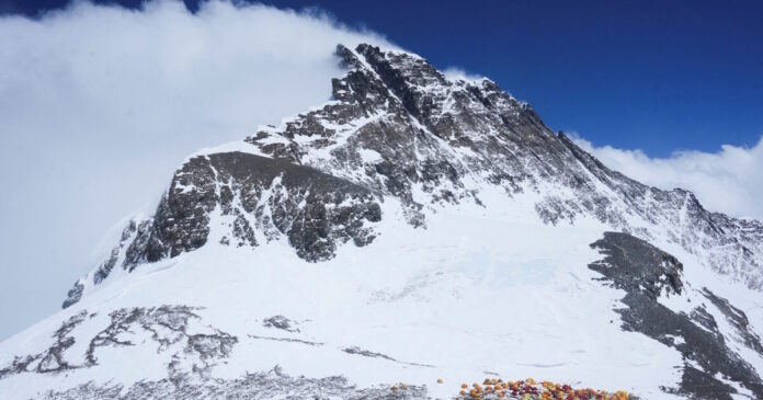 everest 1 1200x630.jpg