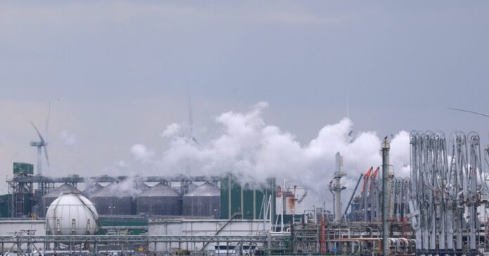 gas terminal 1200x630.jpg