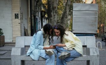 iran internet 1 1200x630.jpg