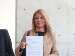 Στον Άρειο Πάγο η Μαρία Καρυστιανού: Κατέθεσε την ιδρυτική διακήρυξη και 650 υπογραφές για το κόμμα της karistianou eurok 3 1200x630.jpg