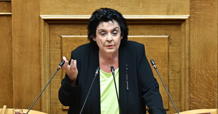 liana kanelli 2 1200x630.jpg
