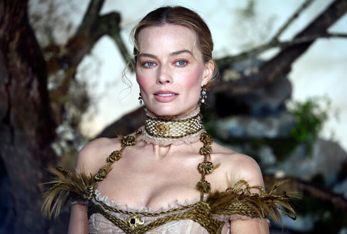 margot robbie 1024x692.jpg