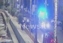 Μικρολίμανο: Η στιγμή που φτάνουν τα περιπολικά και το ασθενοφόρο που παραλαμβάνει τον δραπέτη «Τίτι» μετά τους πυροβολισμούς mikrolimano asthenoforo1 1200x630.jpg