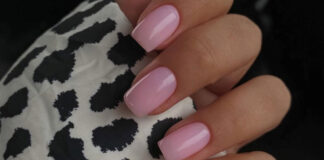 pinknails.jpg