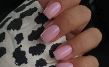 pinknails.jpg