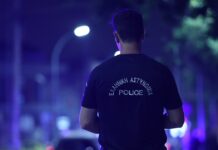 Χολαργός: Πυροβόλησε την γυναίκα του και αυτοκτόνησε police 1200x630.jpg