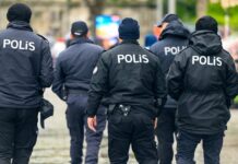 polis astynomia tourkia istock 1200x630.jpg