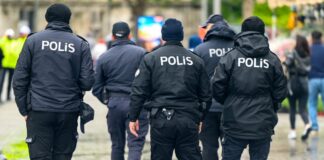polis astynomia tourkia istock 1200x630.jpg