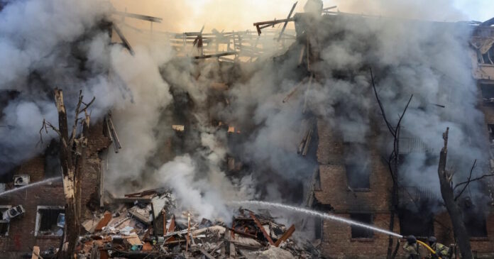 russian attack kyiv reuters 3 1200x630.jpg