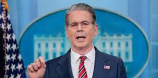 scott bessent us ypoyrgos oikonomikon reuters 1200x630.jpg