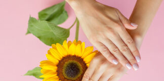 sunflower nails 1024x717.jpg