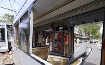 tram diseldorf 1 1200x630.jpg