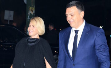 tzeni balatsinou vasilis kikilias ndp 1200x630.jpg