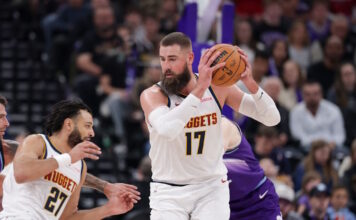valanciunas reuters 1200x630.jpg