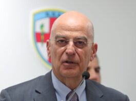 Οι Τούρκοι παρενόχλησαν το αεροσκάφος του Νίκου Δένδια και των υπουργών Άμυνας Γαλλίας και Ολλανδίας που κατευθύνονταν στην Κύπρο dendias 1200x630.jpg
