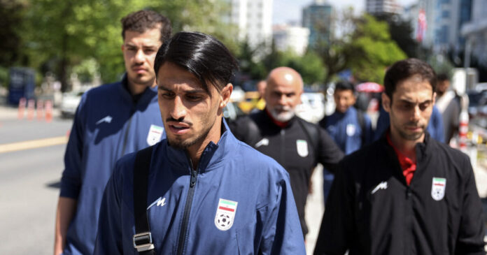 iran podosfairistes reuters 1200x630.jpg