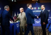 Σχεδόν τέσσερις ώρες οι συνομιλίες ΗΠΑ – Ιράν στην Ελβετία: Παρόντες Βανς και Γκαλιμπάφ