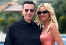 Ο Άρης Καβατζίκης και η Μαρία Μπεκατώρου μαζί στον γάμο της Δανάης Μπάρκα