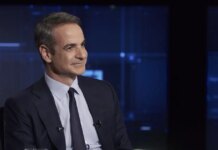 Κυριάκος Μητσοτάκης: Τα «καρφιά» προς Σαμαρά και Καραμανλή, το timing της συνέντευξης και το ξεκάθαρο «όχι» σε παραίτηση